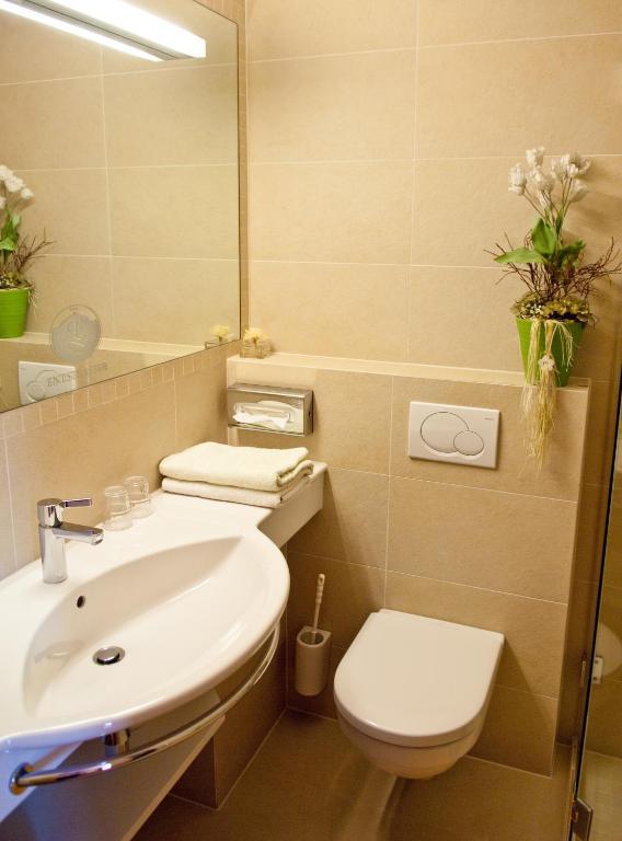 Hotel Garni Entstrasser Kitzbuhel Bilik gambar