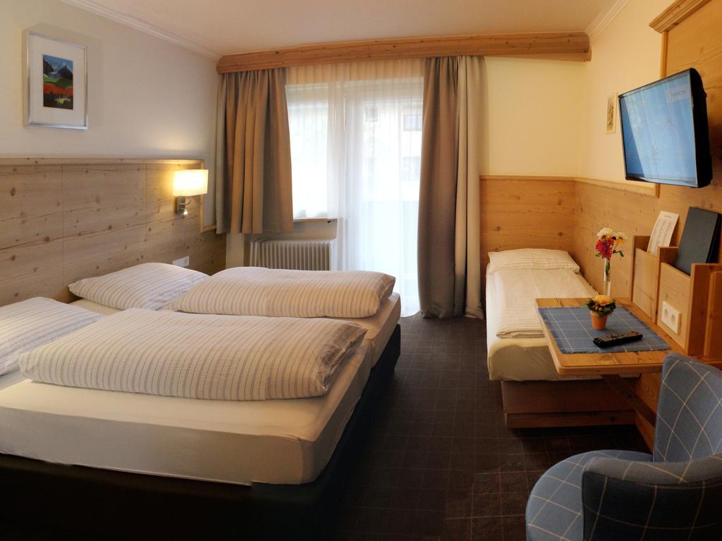 Hotel Garni Entstrasser Kitzbuhel Luaran gambar