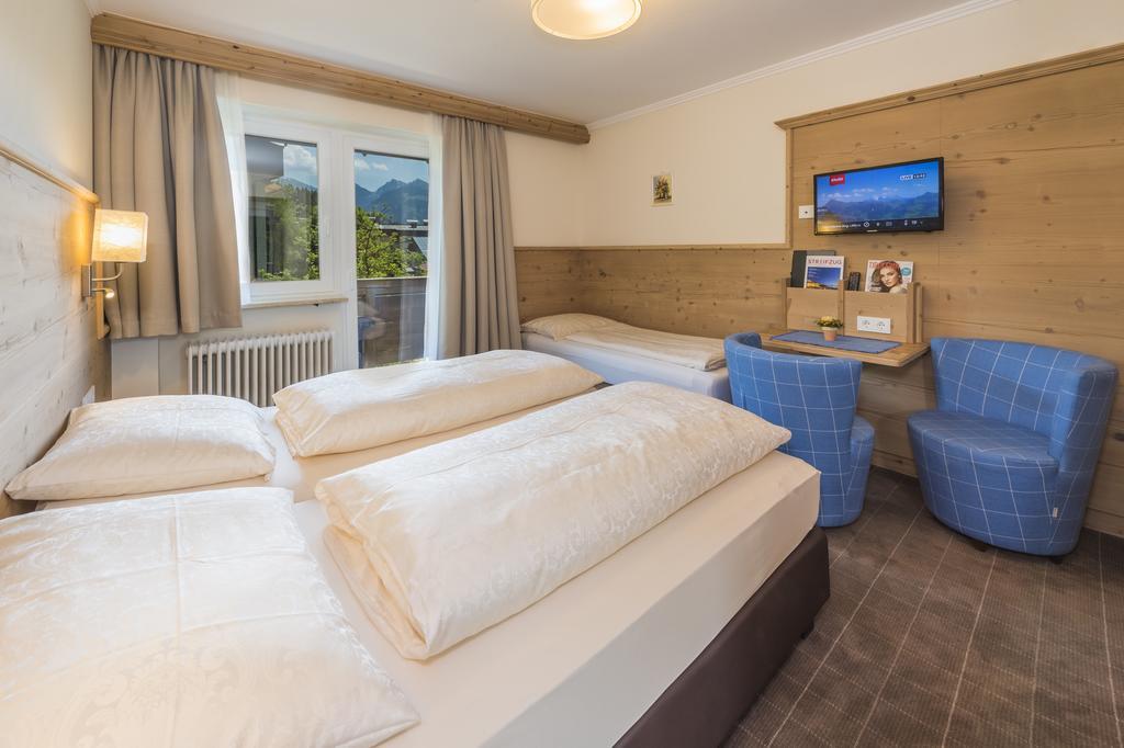Hotel Garni Entstrasser Kitzbuhel Luaran gambar