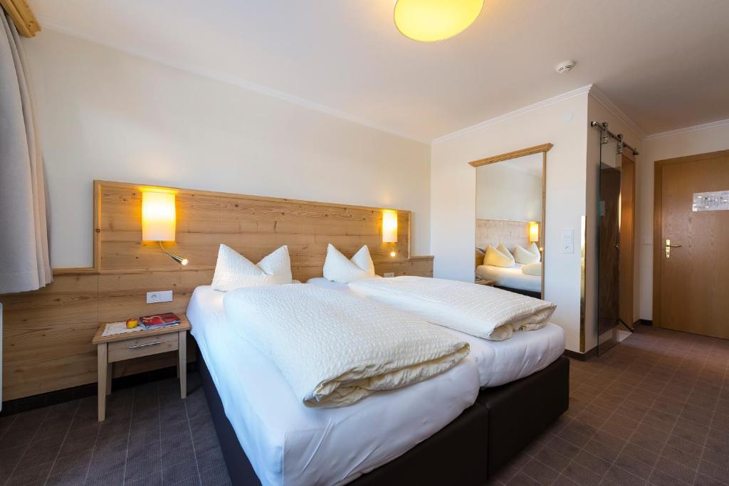 Hotel Garni Entstrasser Kitzbuhel Bilik gambar